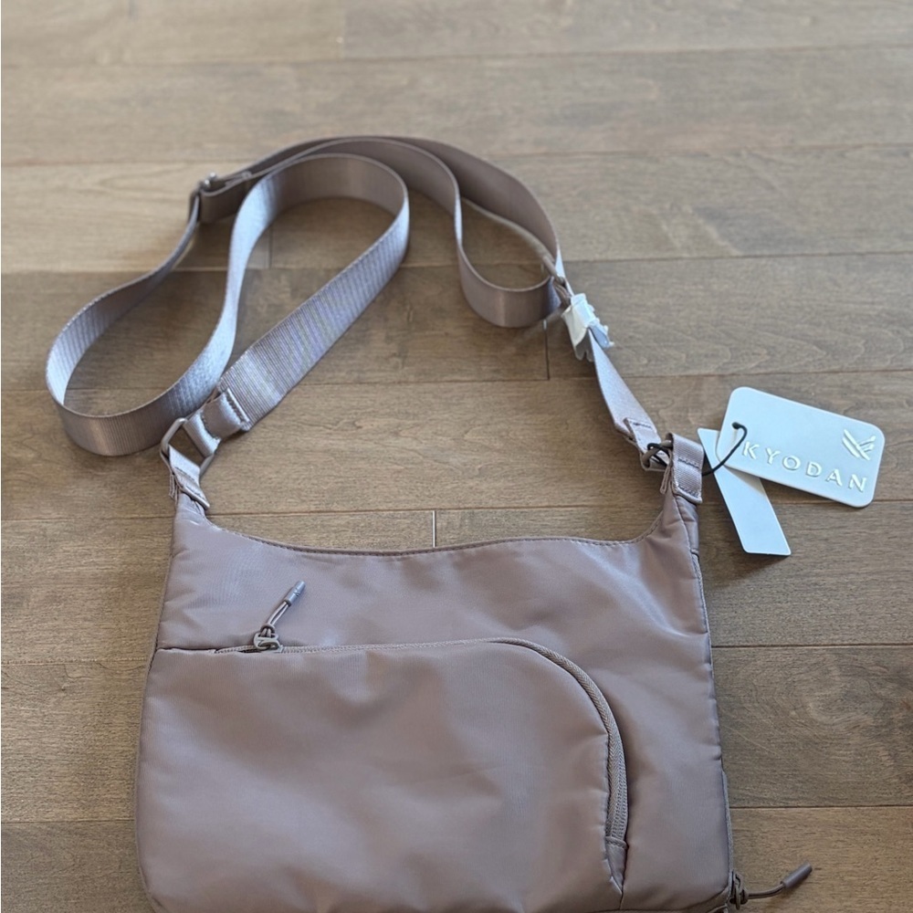 Kyodan Women's Beige Crossbody Bag